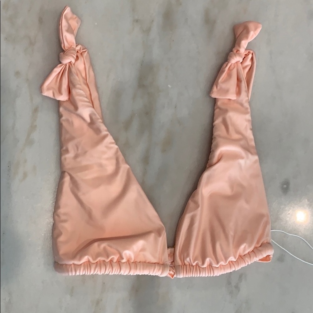 Pink two piece - Picture 3 of 5